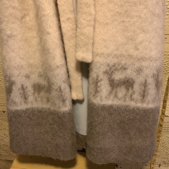 Pure wool Icelandic Coat - Picture 2 of 8